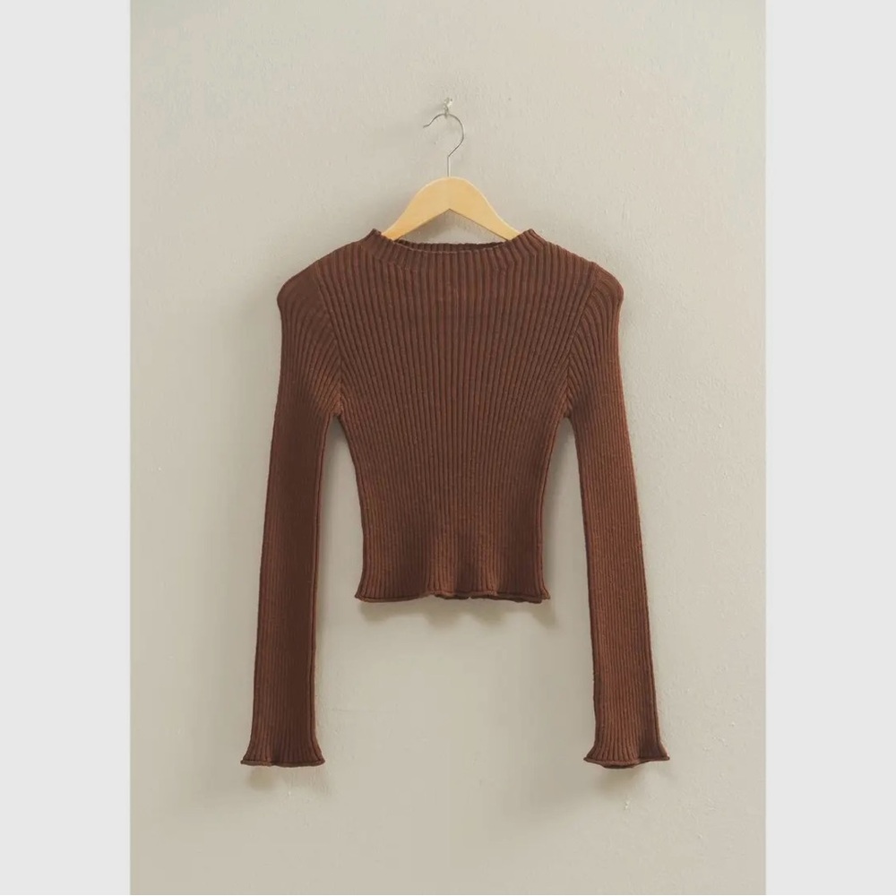 🆕🤍BROWN RIBBED BELLSLEEVE